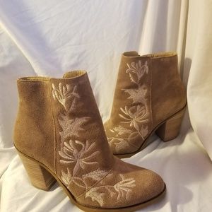 Lucky Brand Elenore 2 ankle boots embroidered 8.5